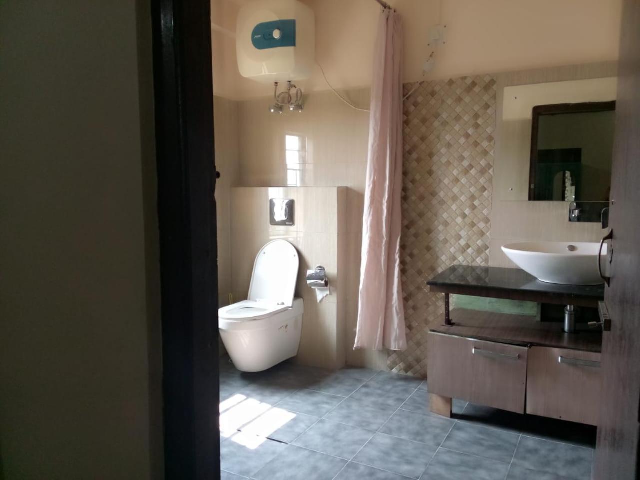 ホテル Abode Me Me Ai Haven チェラプンジ エクステリア 写真